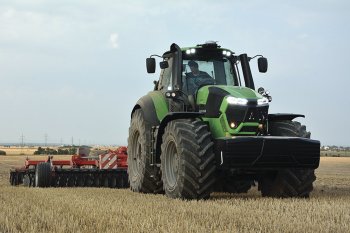 Traktor DEUTZ-FAHR 9 TTV