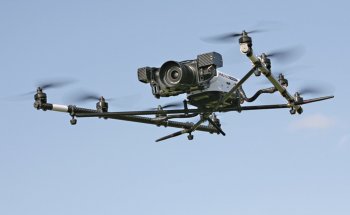 Bezpilotní prostředek Asctec Falcon 8
