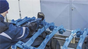 Napínání pásu bluetrack