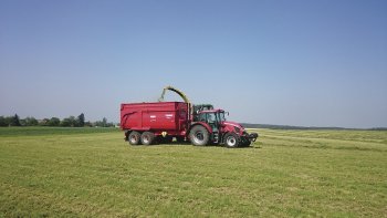 Traktor Zetor 140 HSX s návěsem Krampe Kipper Big Body 550